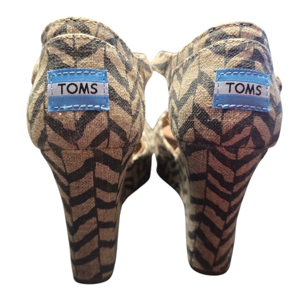 TOMS Sienna Wedge Sandals Sz 9 Burlap Chevron Brown Grey Tan - Picture 9 of 9